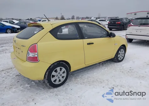 2009 Hyundai Accent Gs from USA, damaged, VIN KMHCM36C99U137766